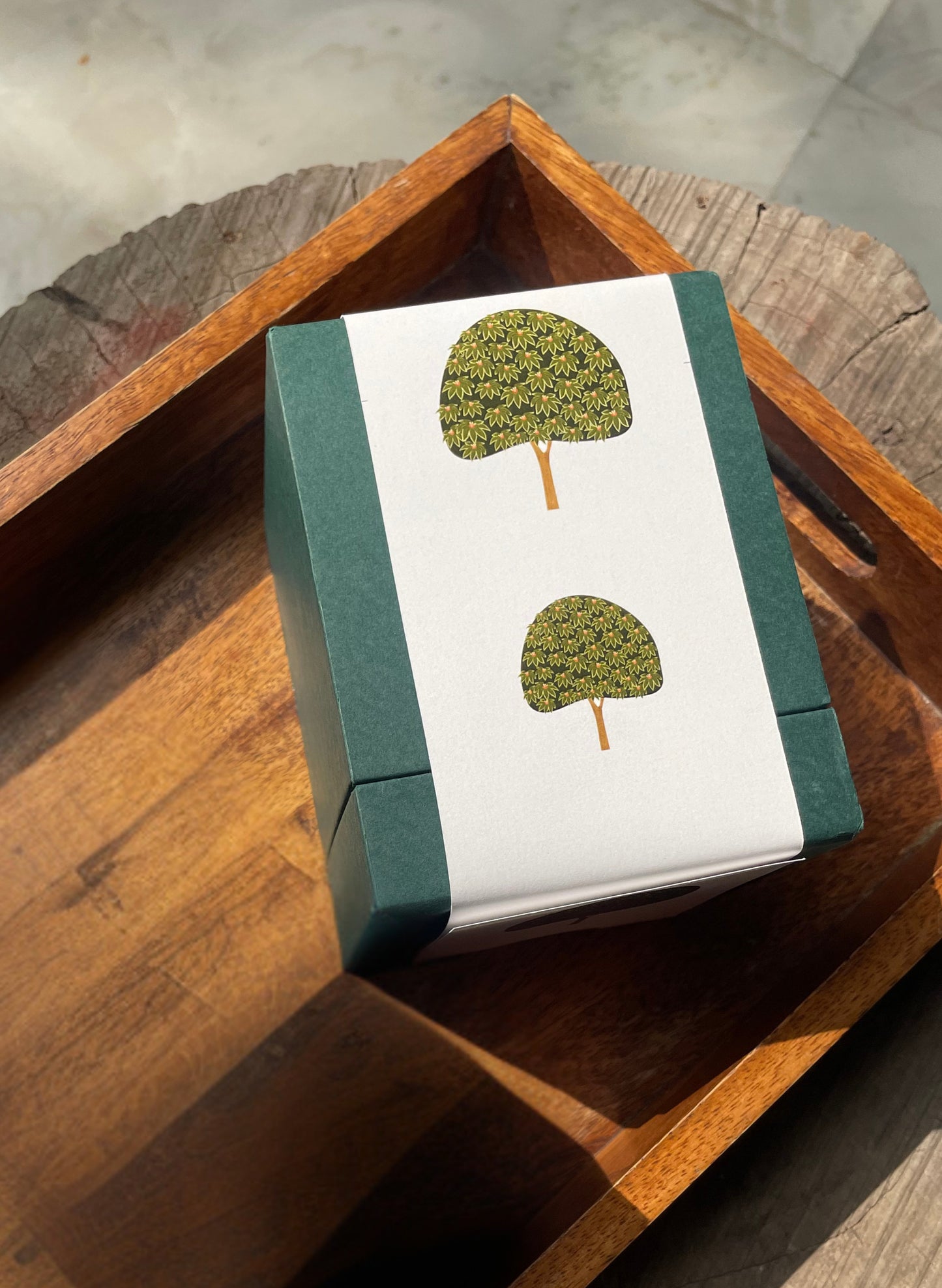 Hurricane Gift Box