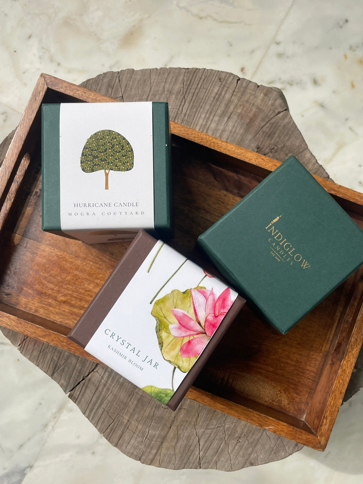Colours that the gift boxes come in - brown and green.